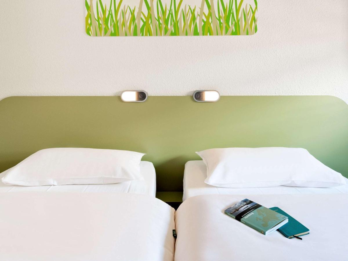 Ibis Budget Sud Comet 2*